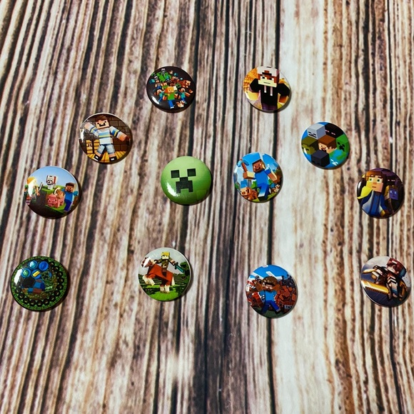 Minecraft pins (variety) - Picture 2 of 4